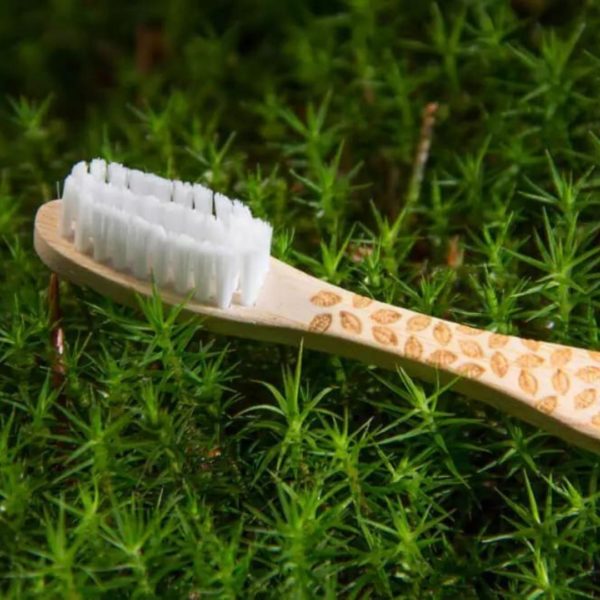Bambusový kartáček na zuby pro deti